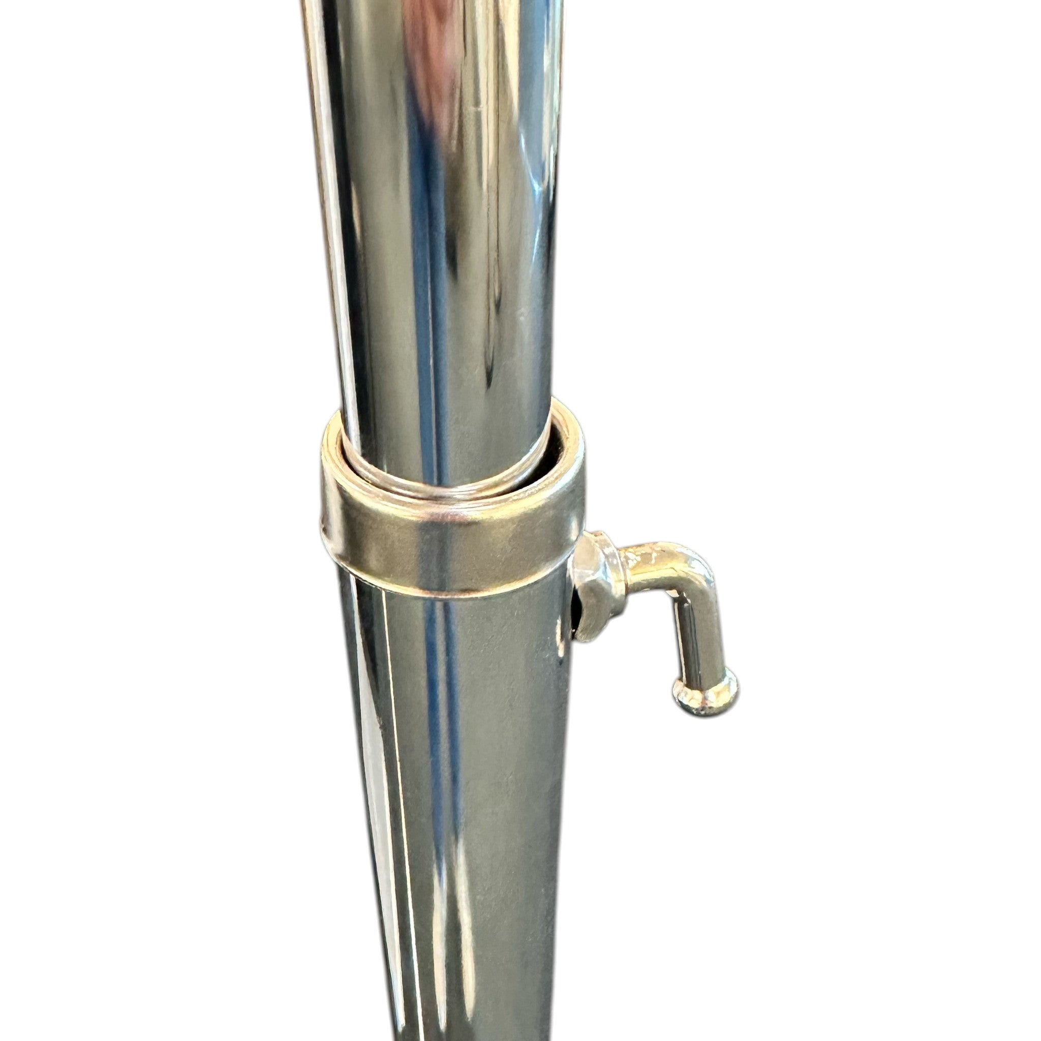 Spacey fataskáp-/fatastandur með hjólum, króm.