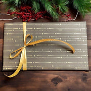 Jólapappír B 50 cm. Svartur m/ stjörnuþotu. 100 mtr *