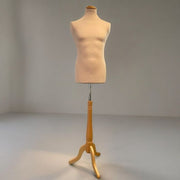 Treviso herregine, hörbrún, langur líkami, 3 fæturnar, flatur toppur, ljós viður