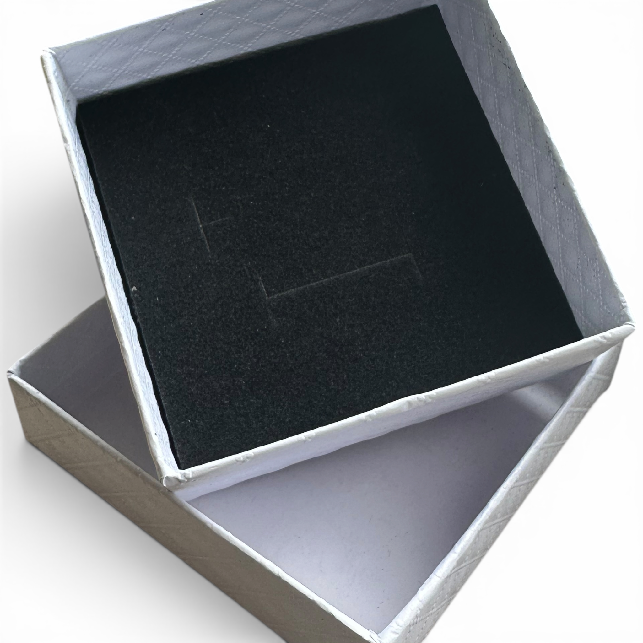 Smykkabox. Hvít. 7,5 x 7,5 x H3,5 - 20 stk. Verð sýnt á stk.