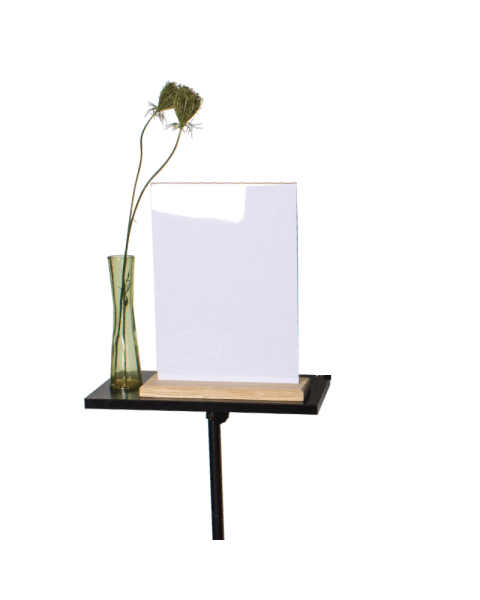 A4 skilti, með undirstöðu úr beyki