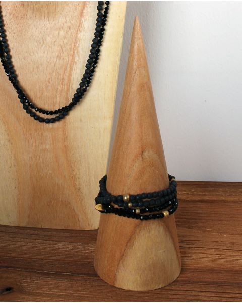 Armbandastandur með viðaráferð