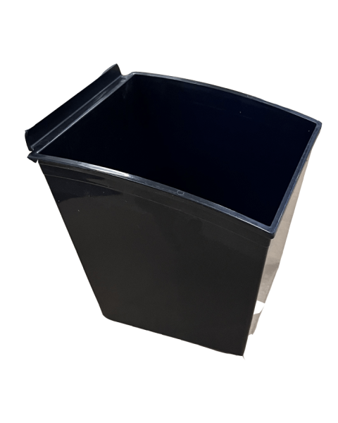 Plastkassi 14 x 17 x H:19,1 sm. Svart plast - fyrir raufapanil