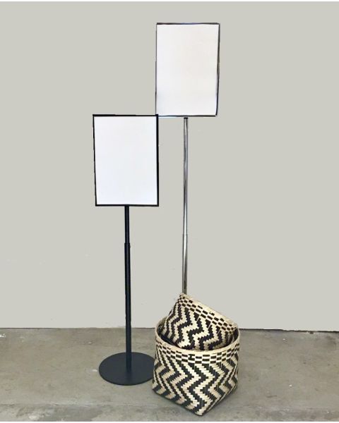 Hár skiltahaldari, úr málmi, króm