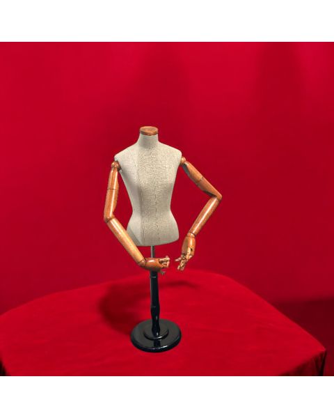 Dömugína, Vintage, grá/hörlitur, með tré handleggi, með höfuð, svartur kringlóttur fótur, meðalstór stöng. Borðgína